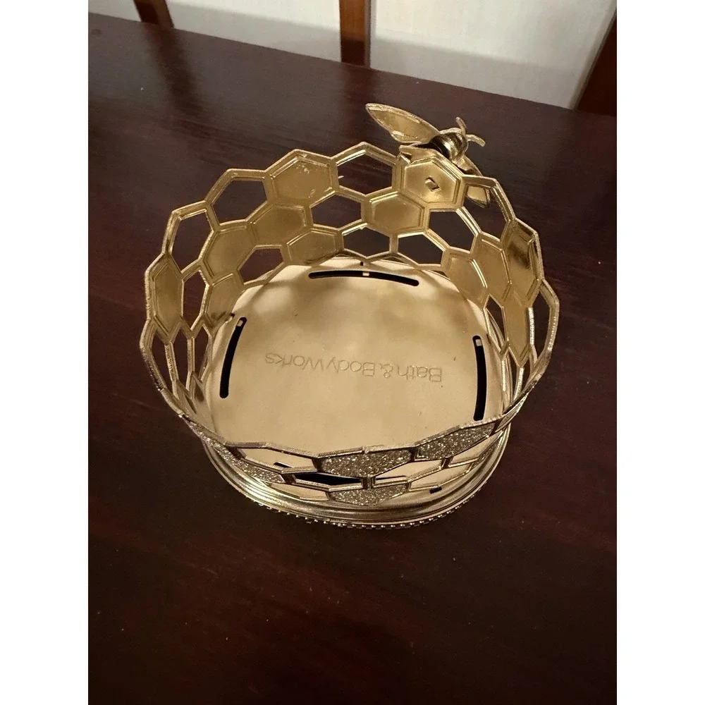 Bath & Body Works Honey Bee Gold Honeycomb Metal Soap Holder 3.5